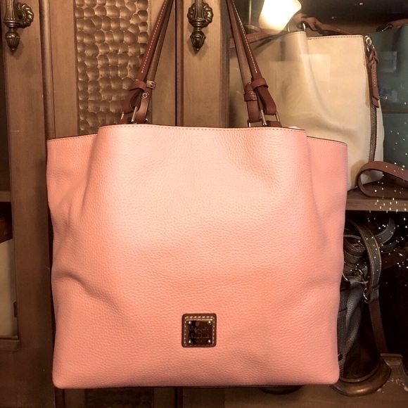 Rare! pale pink Dooney & Bourke Flynn bag in pebbled leather! No longer made! - Picture 2 of 11